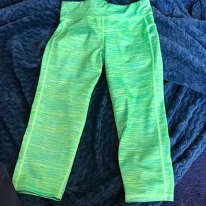 green capri leggings